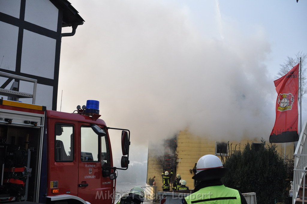 Haus komplett ausgebrannt Leverkusen P08.JPG